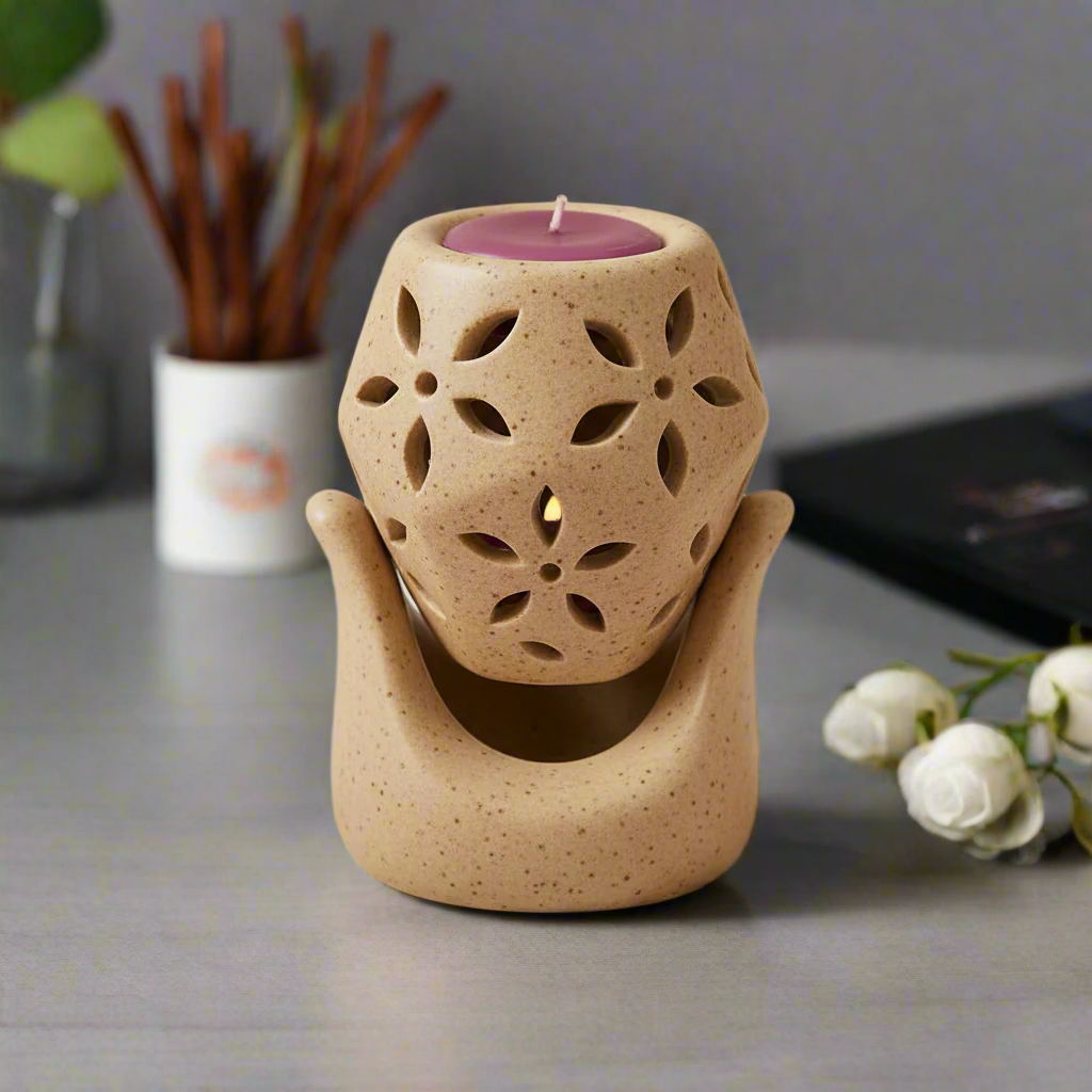 Blossom Floral Blend Aroma Melt, Carved Hand Diffuser